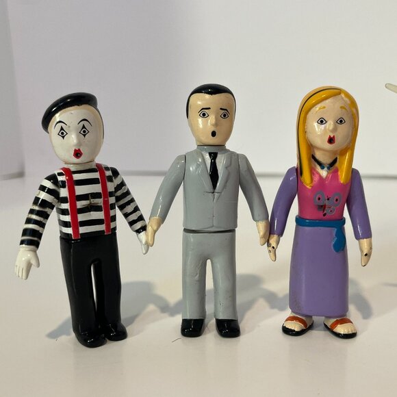 The Avenging Unicorn Playset Magical Horns Figures 2005 Accoutrements 11554 - Picture 2 of 12